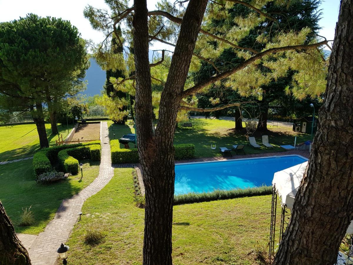 Villa Gaia Sale Marasino Bagian luar foto